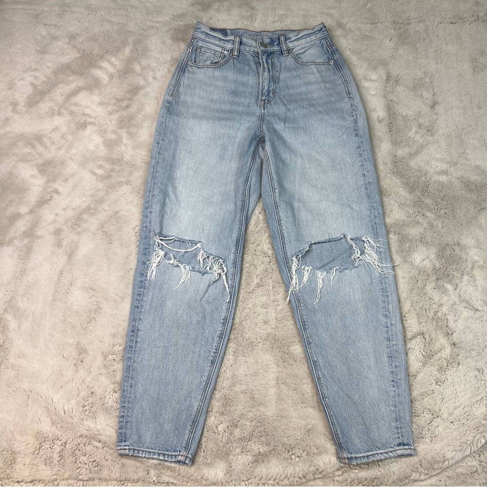 American Eagle Relaxed Mom Jeans Womens 00 XS Light Wash Distressed Ripped